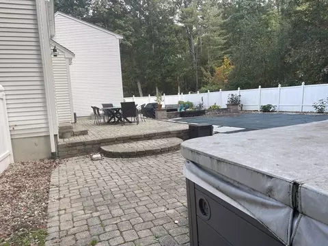 19 Merriam Way, Upton, MA 01568 photo 28