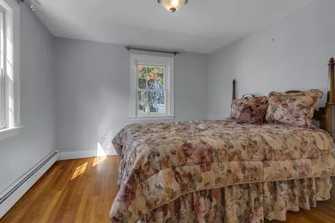 67 Spring St, Stoneham, MA 02180 photo 6