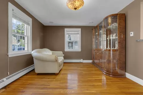 67 Spring St, Stoneham, MA 02180 photo 3
