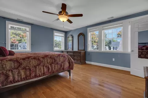 67 Spring St, Stoneham, MA 02180 photo 10