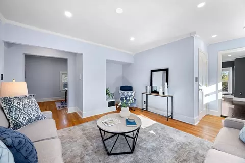 11 Cameron Ave #3, Somerville, MA 02144