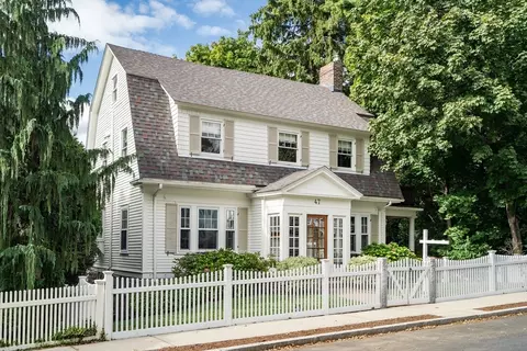 47 Landseer St, Boston, MA 02132