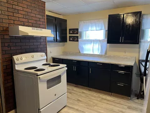 86 Arthur St, Worcester, MA 01604 photo 4