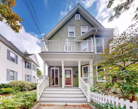 5 Banks St #2, Somerville, MA 02144