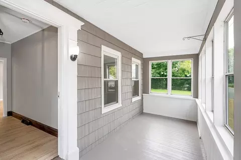 17 Gerrish Ave, Dracut, MA 01826 photo 3