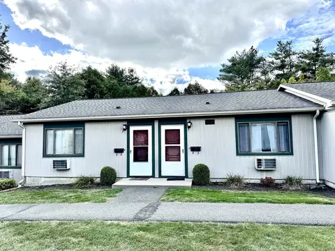 170 E Hadley Rd #11, Amherst, MA 01002