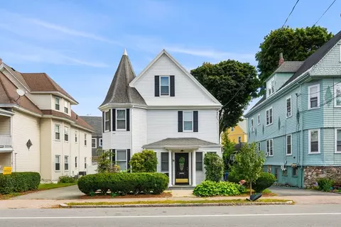 74 Blue Hill Ave, Milton, MA 02186