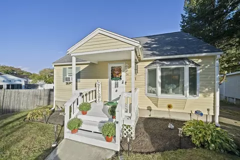 24 Priscilla Rd, Marshfield, MA 02050