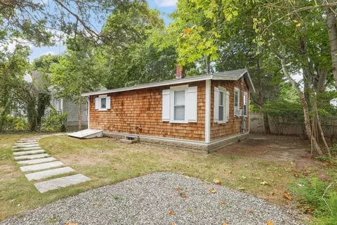 55 Sunset Ln, Barnstable, MA 02655 photo 3