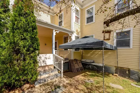 Exterior - 17 George St, Springfield, MA 01105 photo 3 of 6