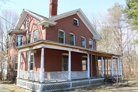 514 Turners Falls Rd, Montague, MA 01351