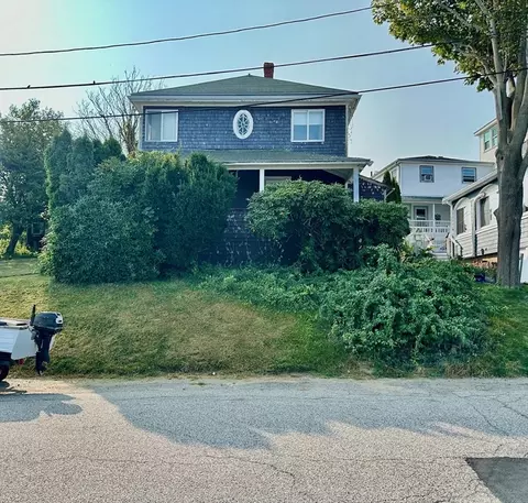 6 Sagamore Ter, Hull, MA 02045