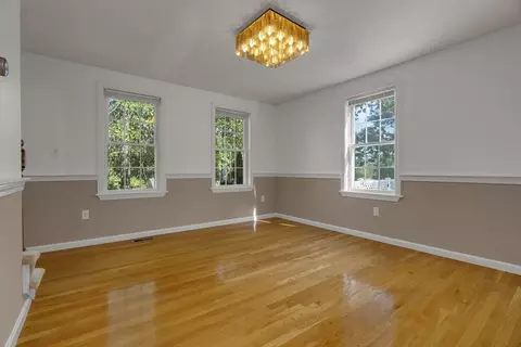 577 Winter St, Framingham, MA 01702 photo 9