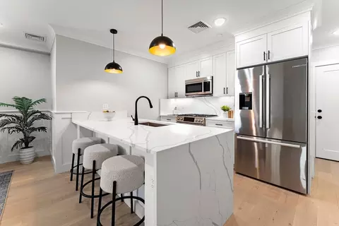 11 Aldersey # C, Somerville, MA 02143