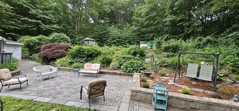 102 Hartness Rd, Sutton, MA 01590 photo 9