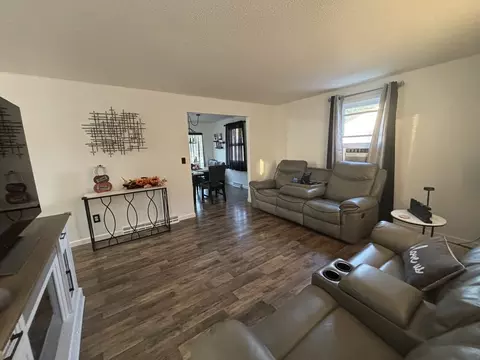 Other - 14 Pine Needle Ln, Springfield, MA 01118 photo 2 of 5