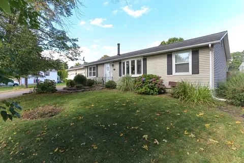 15 Kimberly Dr, South Hadley, MA 01075