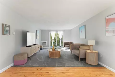 18 N Washington St #9, Plainville, MA 02762