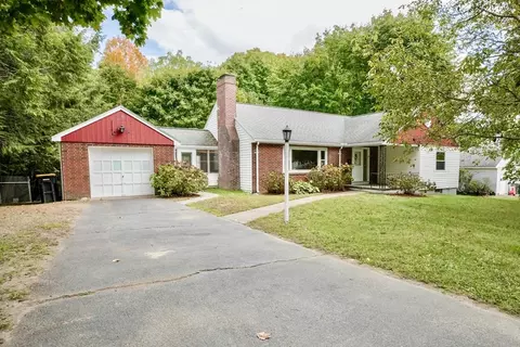 48 Salem End Ln, Framingham, MA 01702