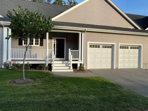 415 Village #415, Bellingham, MA 02019