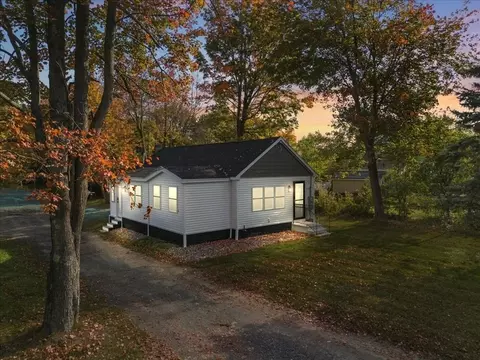 711 N Broadway, Haverhill, MA 01832