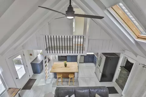 Entry Way - 1 Wright Way, Ayer, MA 01432 photo 2 of 2