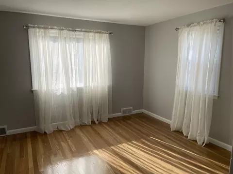 29 Suzanne St, Springfield, MA 01104 photo 21