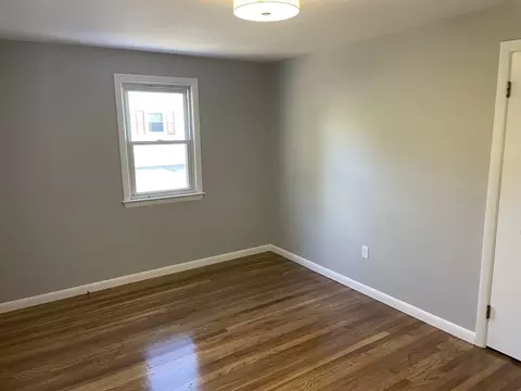 29 Suzanne St, Springfield, MA 01104 photo 26
