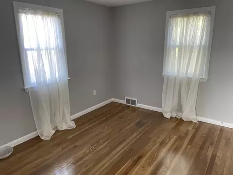 29 Suzanne St, Springfield, MA 01104 photo 24