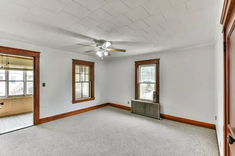 Living - 8 Emerald Ave, Webster, MA 01570 photo 10 of 11