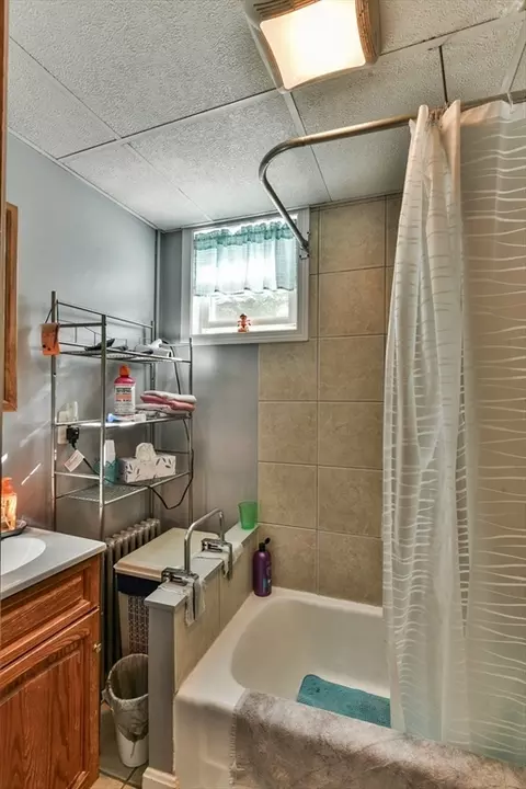 Bath - 8 Emerald Ave, Webster, MA 01570 photo 1 of 2