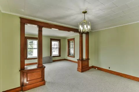 Living - 8 Emerald Ave, Webster, MA 01570 photo 9 of 11