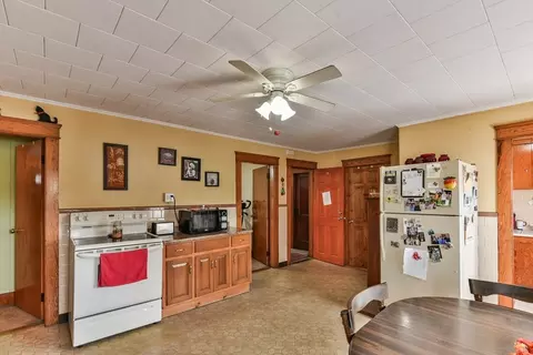 Entry Way - 8 Emerald Ave, Webster, MA 01570 photo 1 of 4