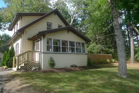 39 Undine Cir, Springfield, MA 01109