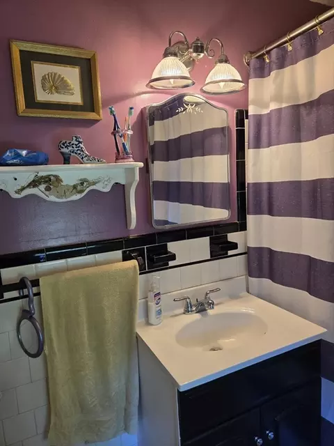 526 Langley St, Fall River, MA 02720 photo 22