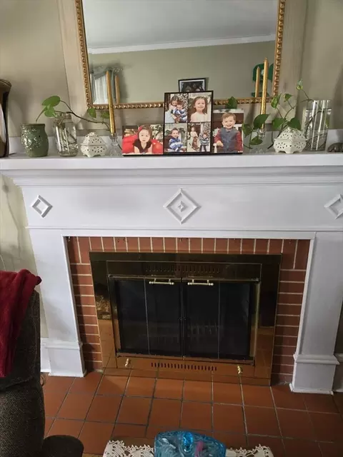 526 Langley St, Fall River, MA 02720 photo 10