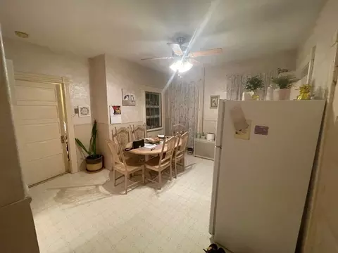 7 Shawmut St, Worcester, MA 01609 photo 5
