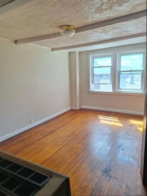 187 Rockland St, Fall River, MA 02724 photo 24