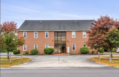 875 Ocean St #11, Marshfield, MA 02050