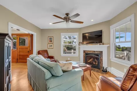 12 Baker Ave, Beverly, MA 01915 photo 10