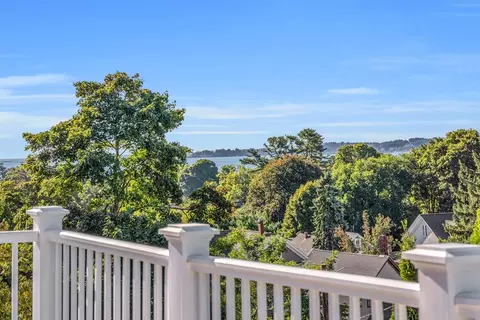 12 Baker Ave, Beverly, MA 01915 photo 2