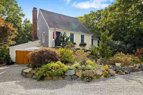 85 Hokum Rock Rd, Dennis, MA 02638