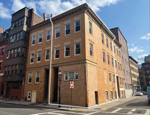 28-30 Cooper St, Boston, MA 02113