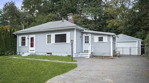 4 Sargent St, Beverly, MA 01915
