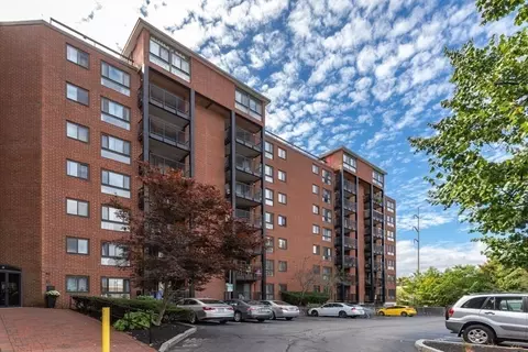 60 Rantoul St #512, Beverly, MA 01915
