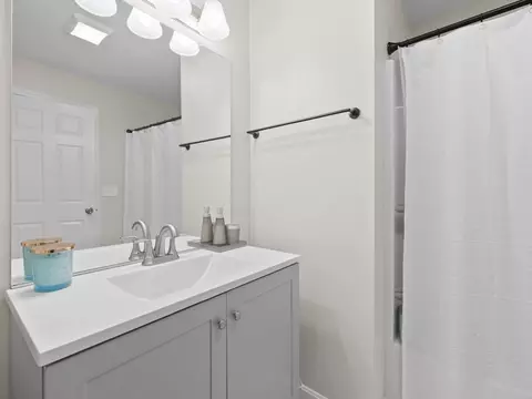 35 Chickering St, Lawrence, MA 01843 photo 15