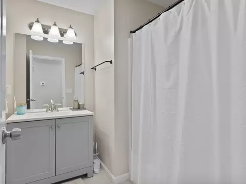 35 Chickering St, Lawrence, MA 01843 photo 14