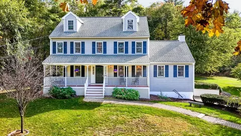 66 Farwell Rd, Tyngsborough, MA 01879