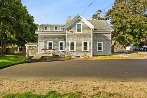 12 Cohasset Ave # -A, Bourne, MA 02532