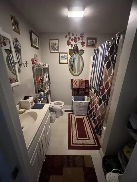 1556 N Main St #1, Fall River, MA 02720 photo 4